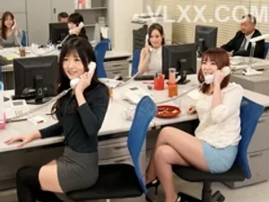 [Tôi là nhà thám hiểm] Cảnh quay đầu tiên của đêm giao thừa, một cô gái trẻ có cúp C, dịu dàng và hay nói, người đóng cọc vẫn mạnh mẽ, lỗ hồng được đưa vào một cách điên cuồng và bị đụ mạnh, một năm mới tuyệt vời...