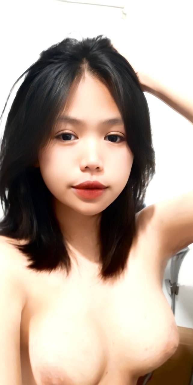 Sex nồng nhiệt với cô bé loli dễ thương - MssAnabel